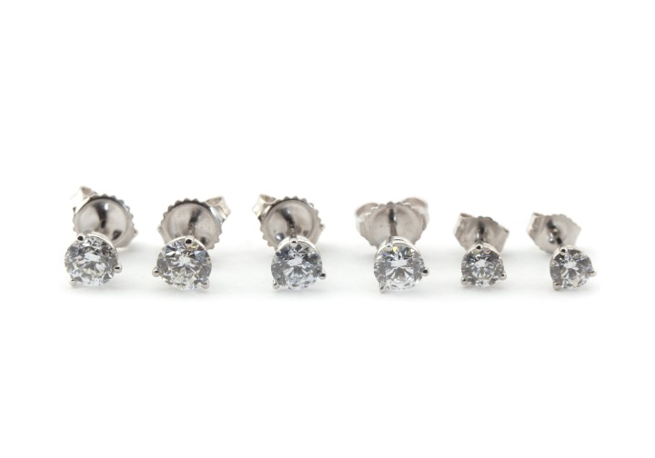 Lab-Grown Diamond Stud Earrings