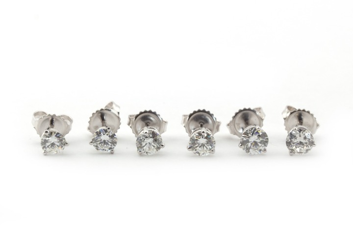 Natural Diamond Stud Earrings