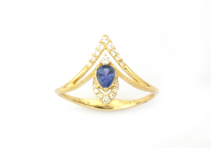 14k Yogo Sapphire Rings