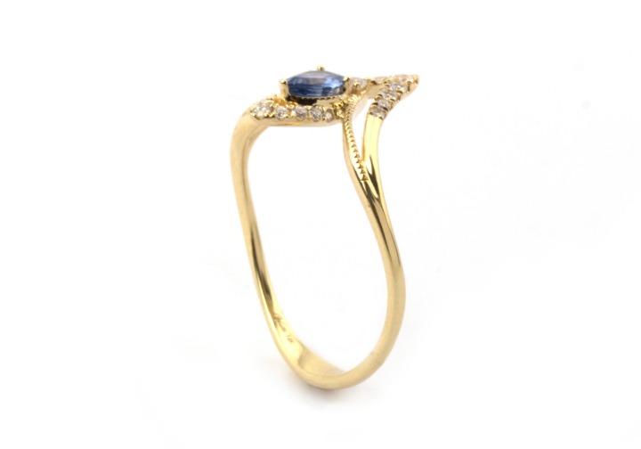 14k Yogo Sapphire Rings