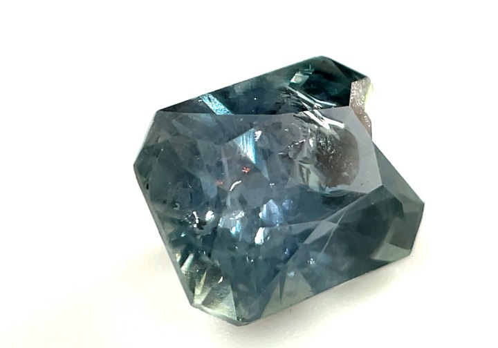 2.06ct Color Changing Montana Sapphire