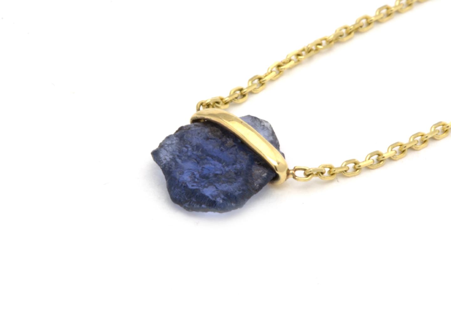 Aurum Wrapped Pendant