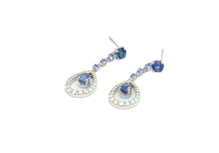 Yogo Sapphire Drop Earring
