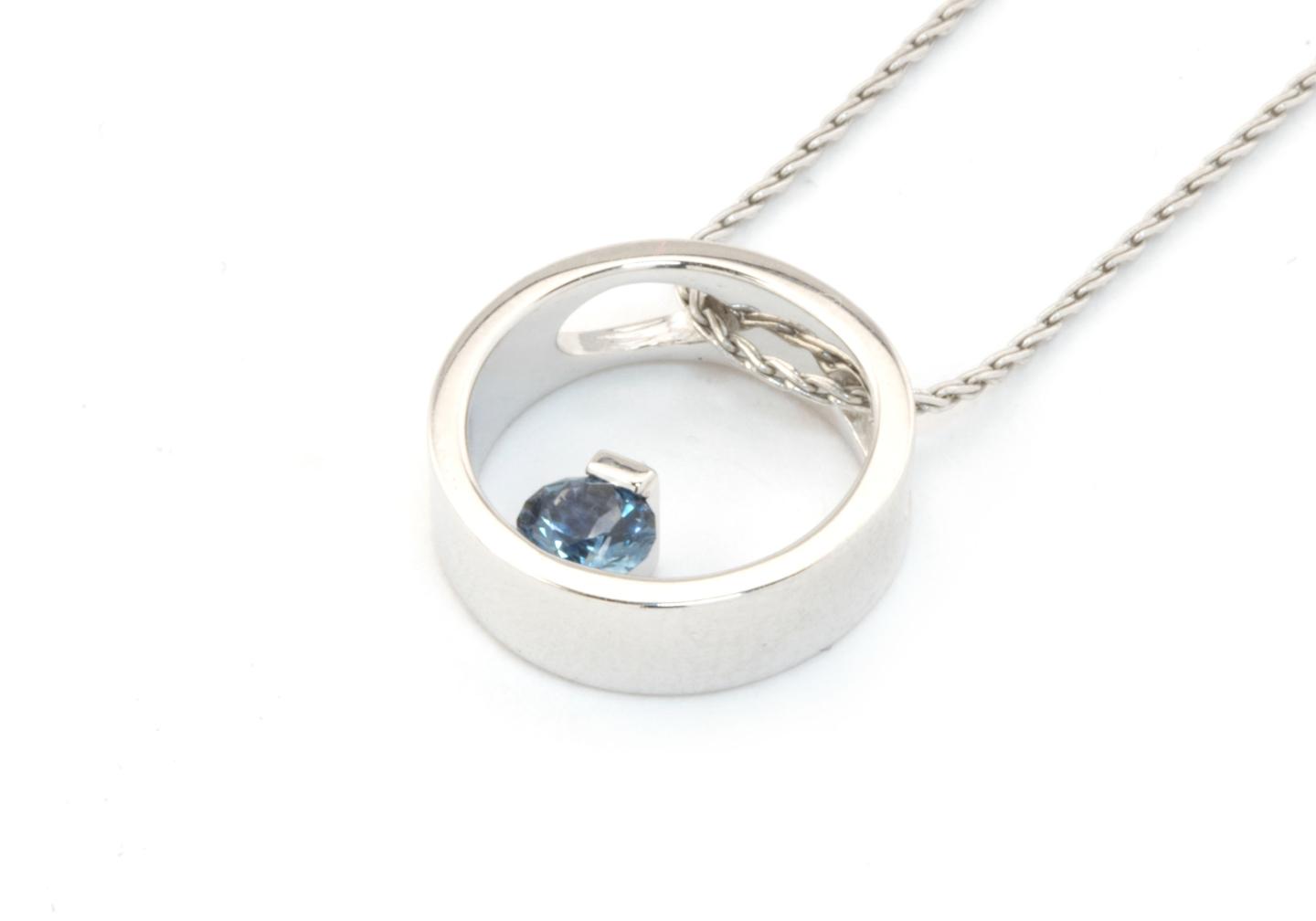 14k Montana Sapphire Pendant 