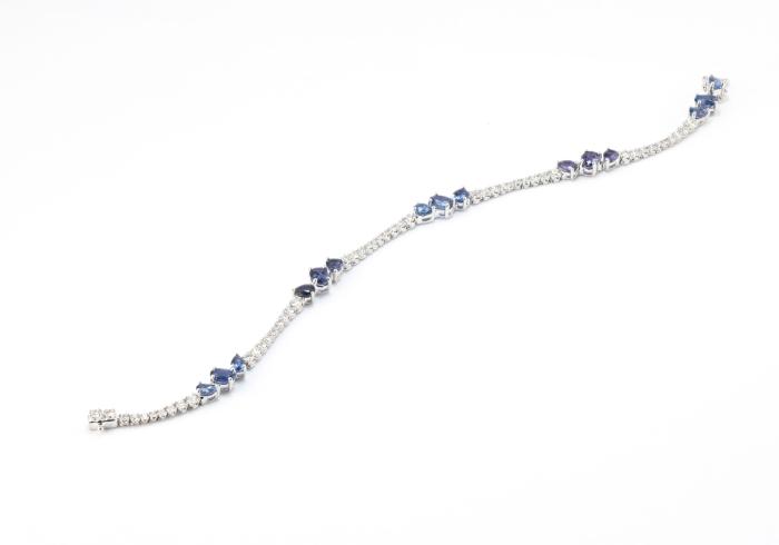 Yogo Sapphire and Diamond Tennis Bracelet