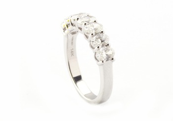 14k Diamond Band