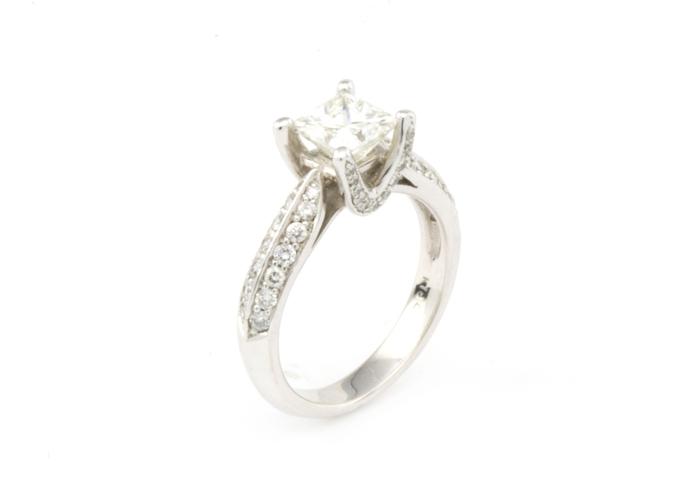 14k Diamond Engagement Ring