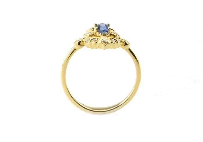 14k Yogo Sapphire Rings