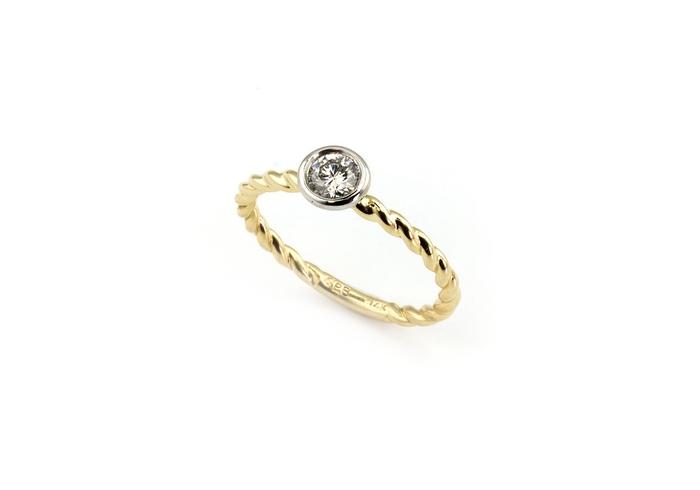 14K Diamond Ring