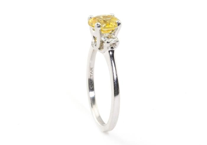 14k Montana Sapphire Ring