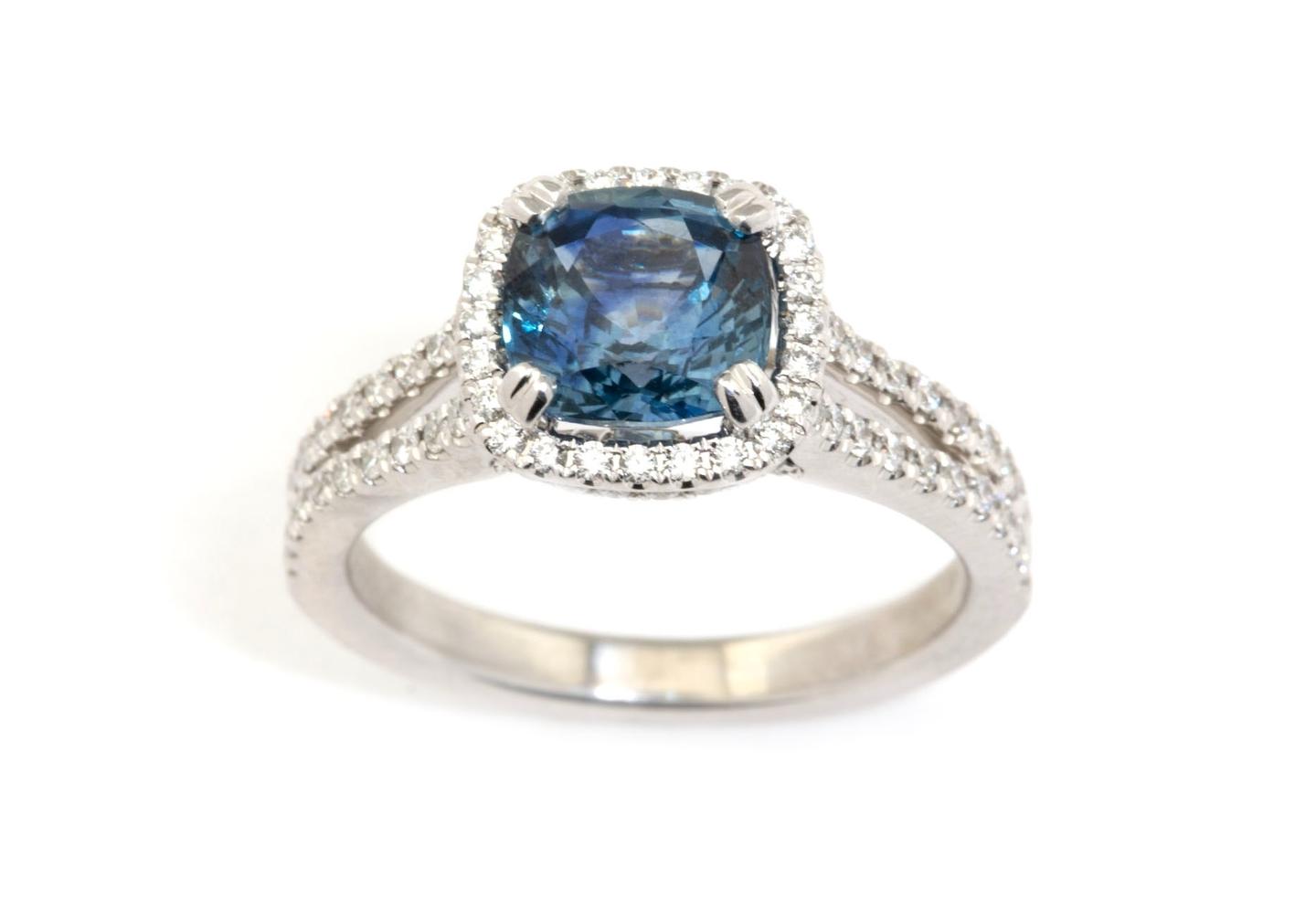 14k Montana Sapphire Ring
