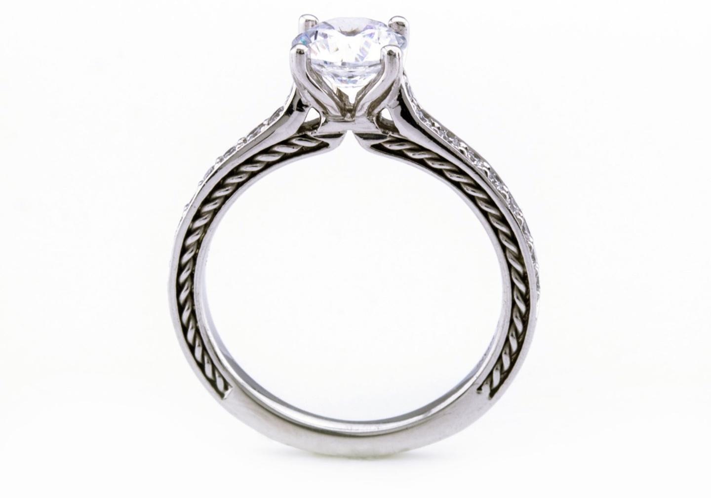 18K Semi-Mount Engagement Ring