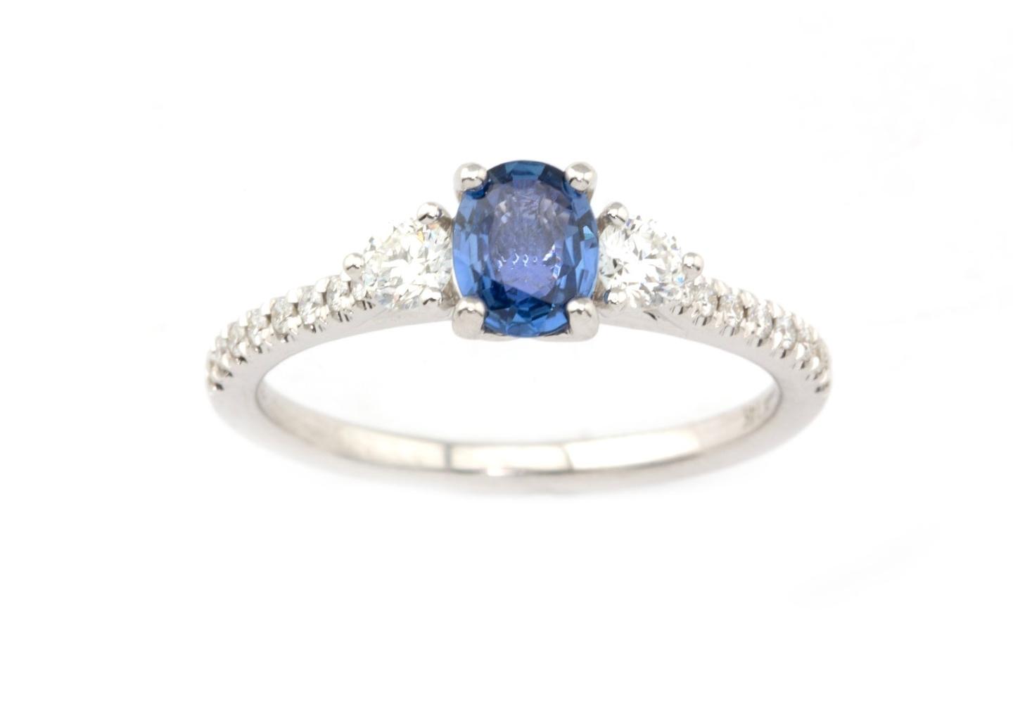 14k Yogo Sapphire Ring