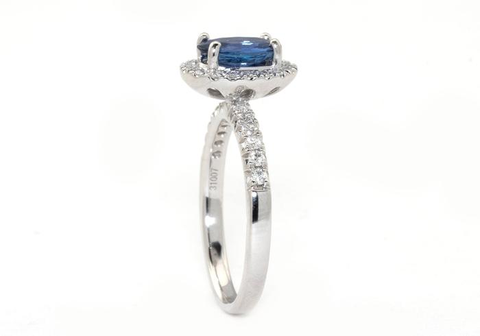 14k Yogo Sapphire and Diamond Ring
