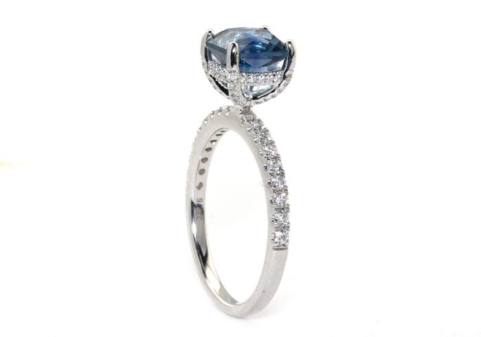 14k Yogo Sapphire and Diamond Ring