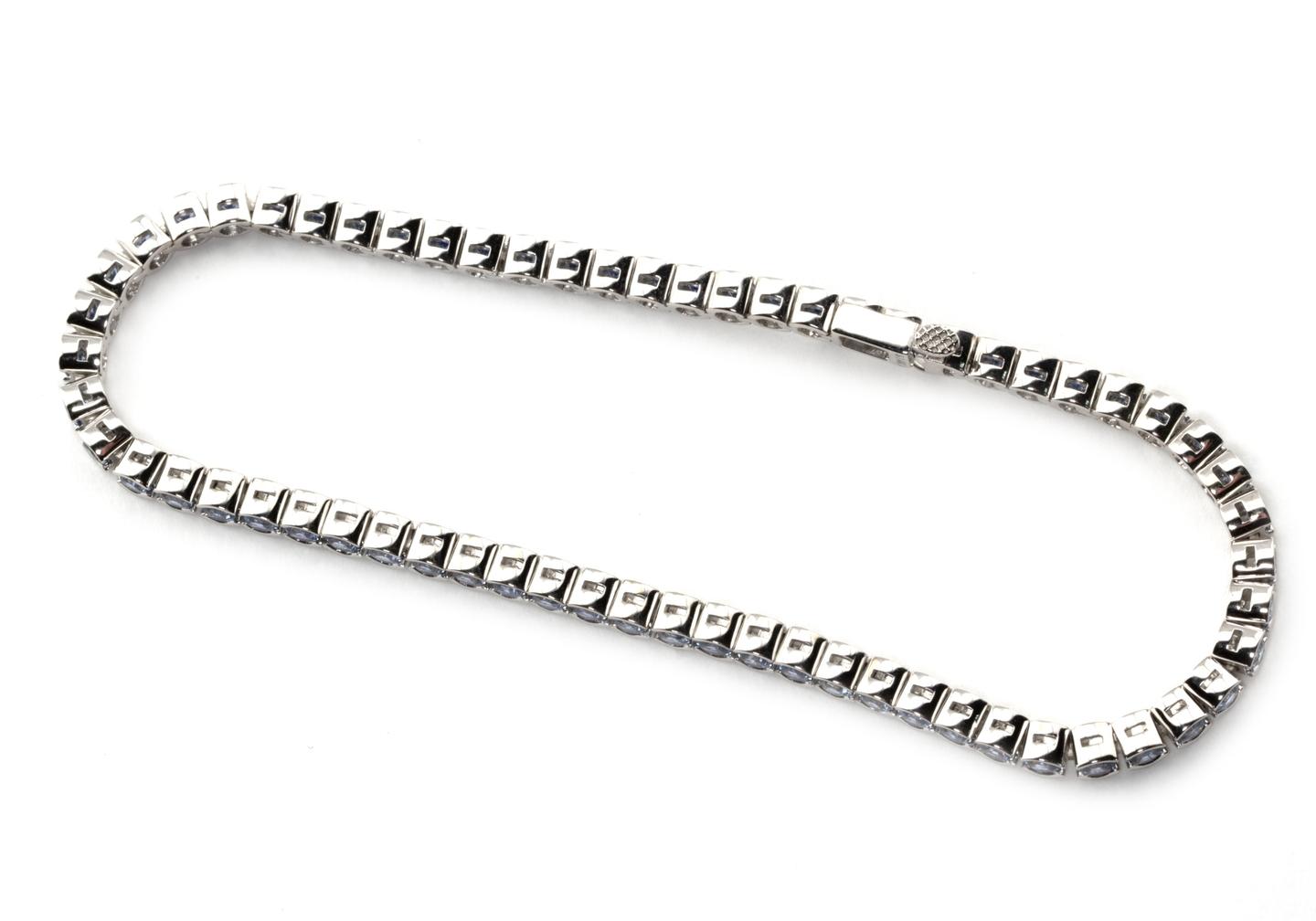 14K Yogo Sapphire Tennis Bracelet