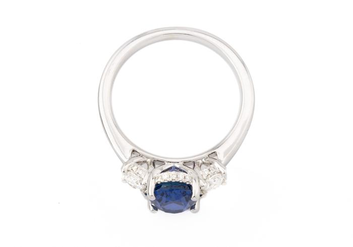 14k Yogo Sapphire and Diamond Ring