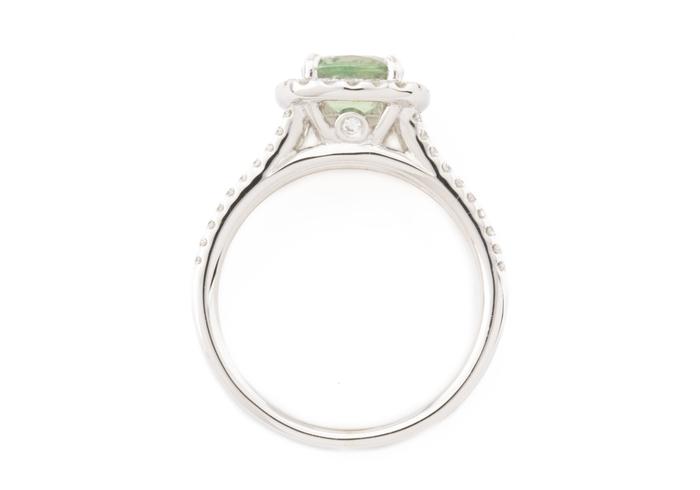 14k Montana Sapphire Ring