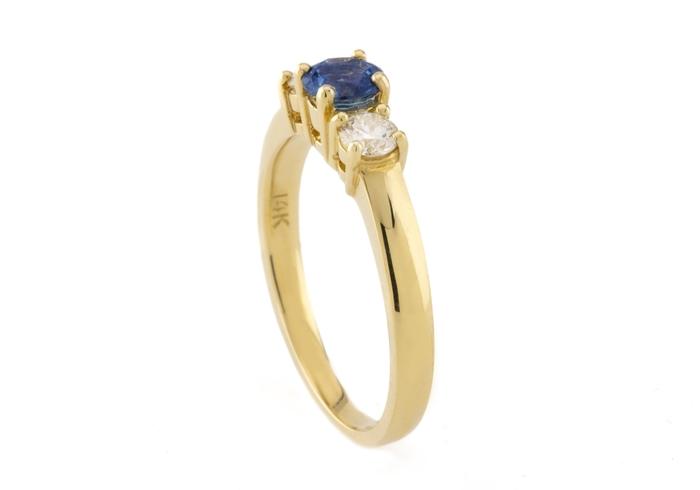 14k Montana Sapphire Ring