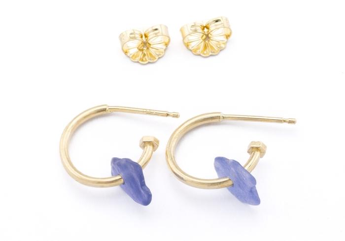 Tumbled Yogo Sapphire Hoops