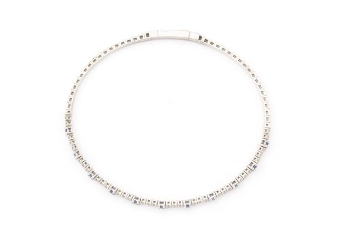 14k Yogo Sapphire Bangle