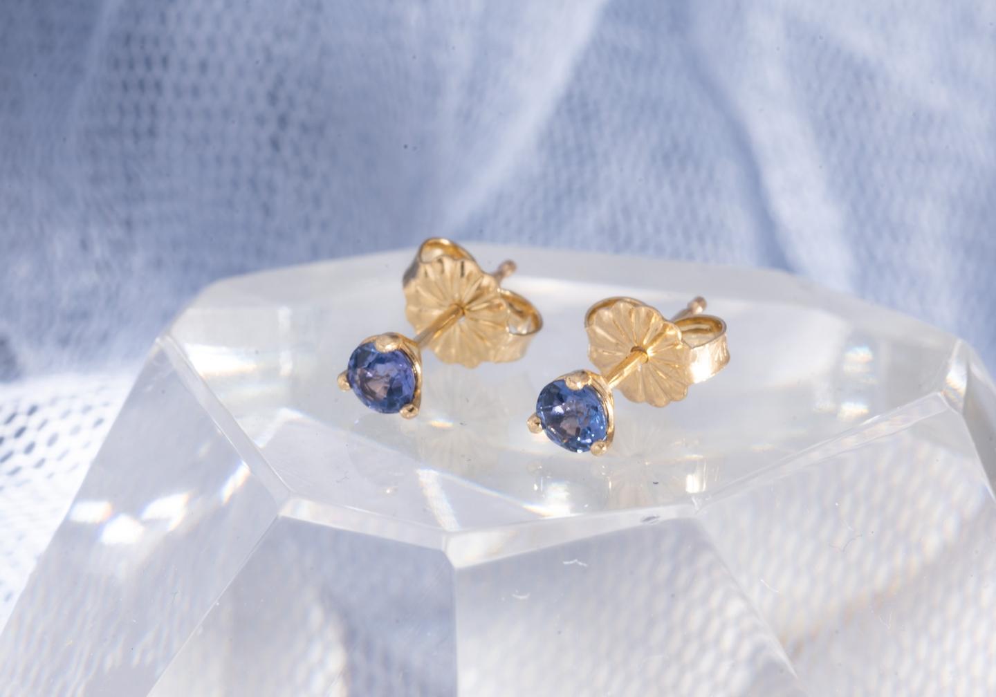 14K Yogo Sapphire Three-Prong Stud Earrings