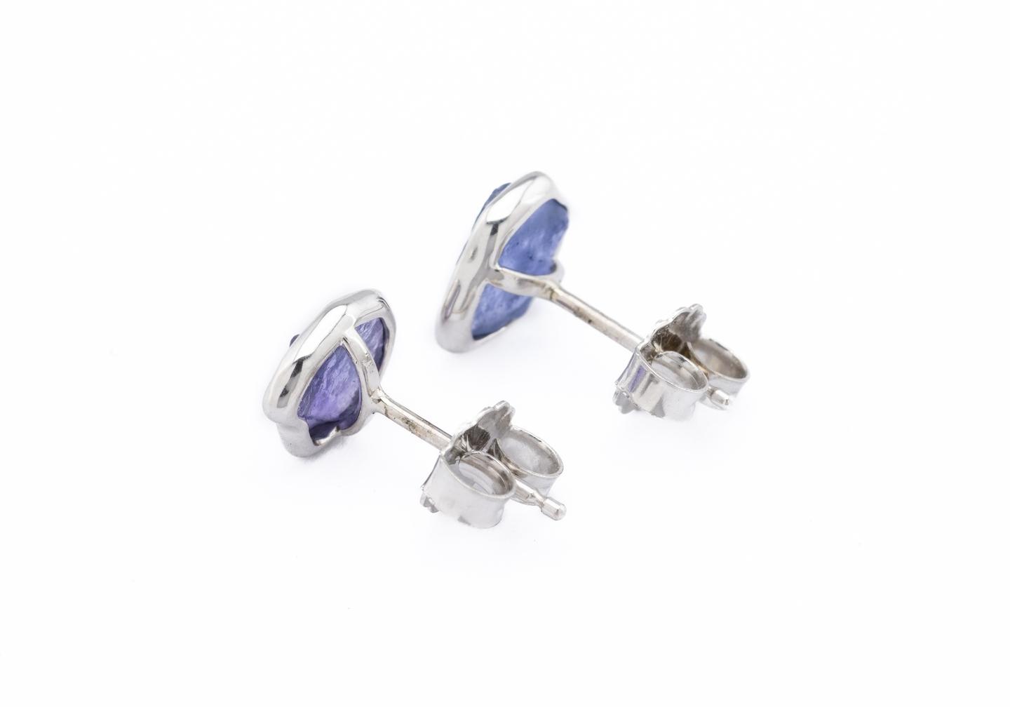 14K Yogo Sapphire Bezel Set Stud Earrings