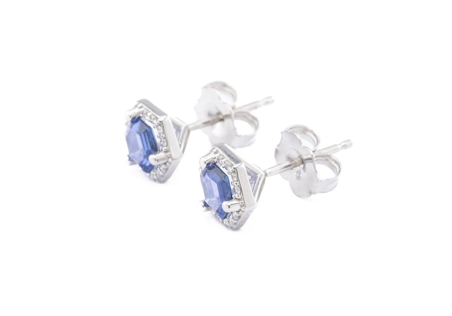 14K Yogo Sapphire Geometric Earrings