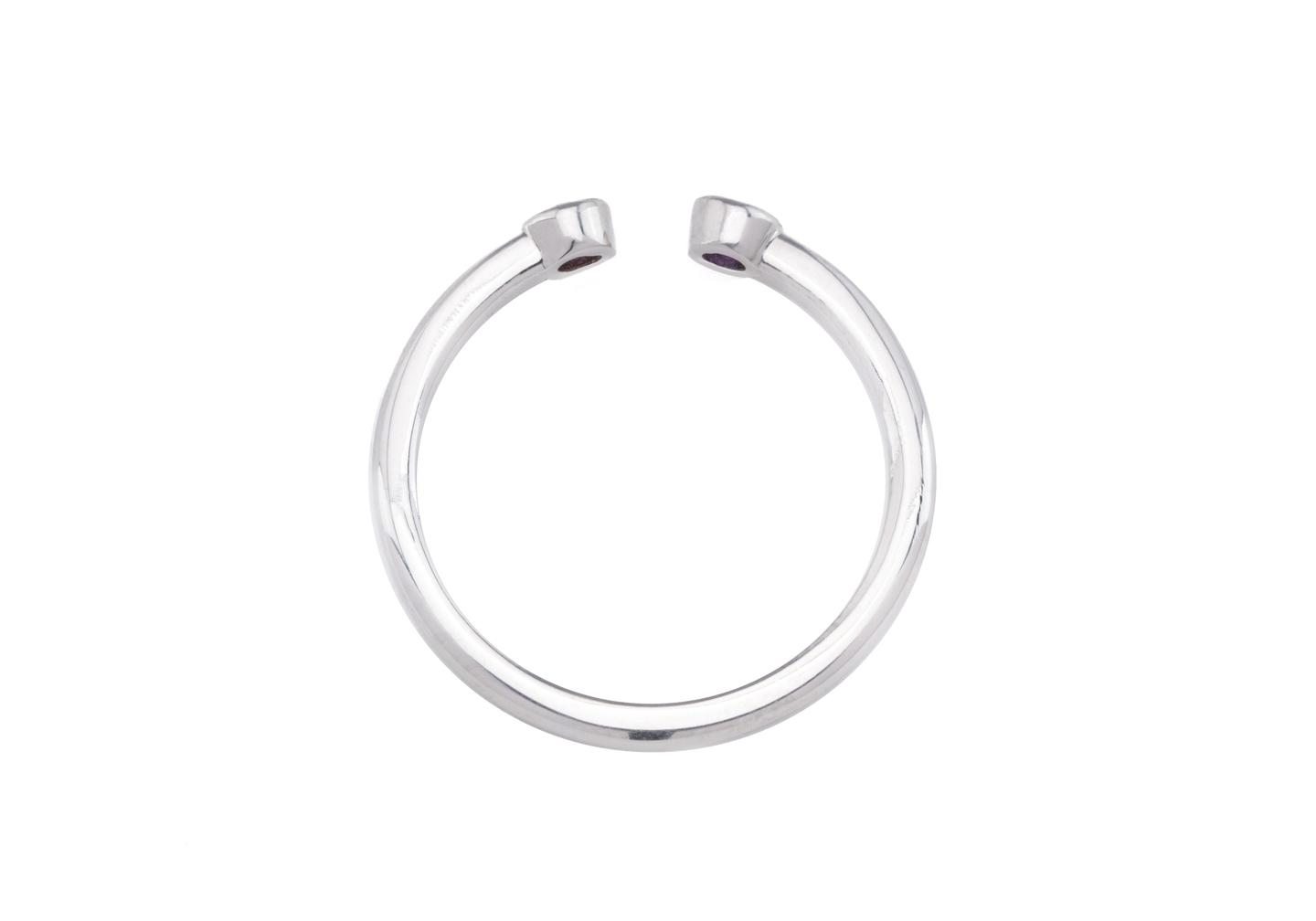 14K Yogo Sapphire Stacking Ring