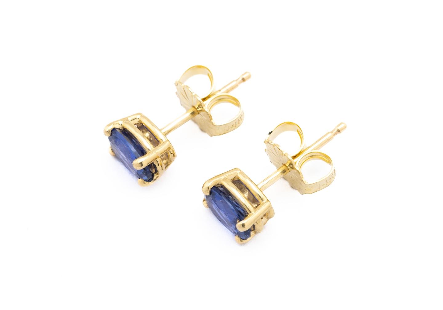 14K Yogo Sapphire Stud Earrings