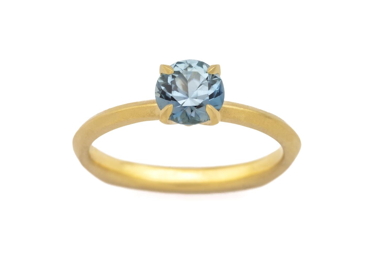 18K Aurum Fancy Montana Sapphire Solitaire Ring