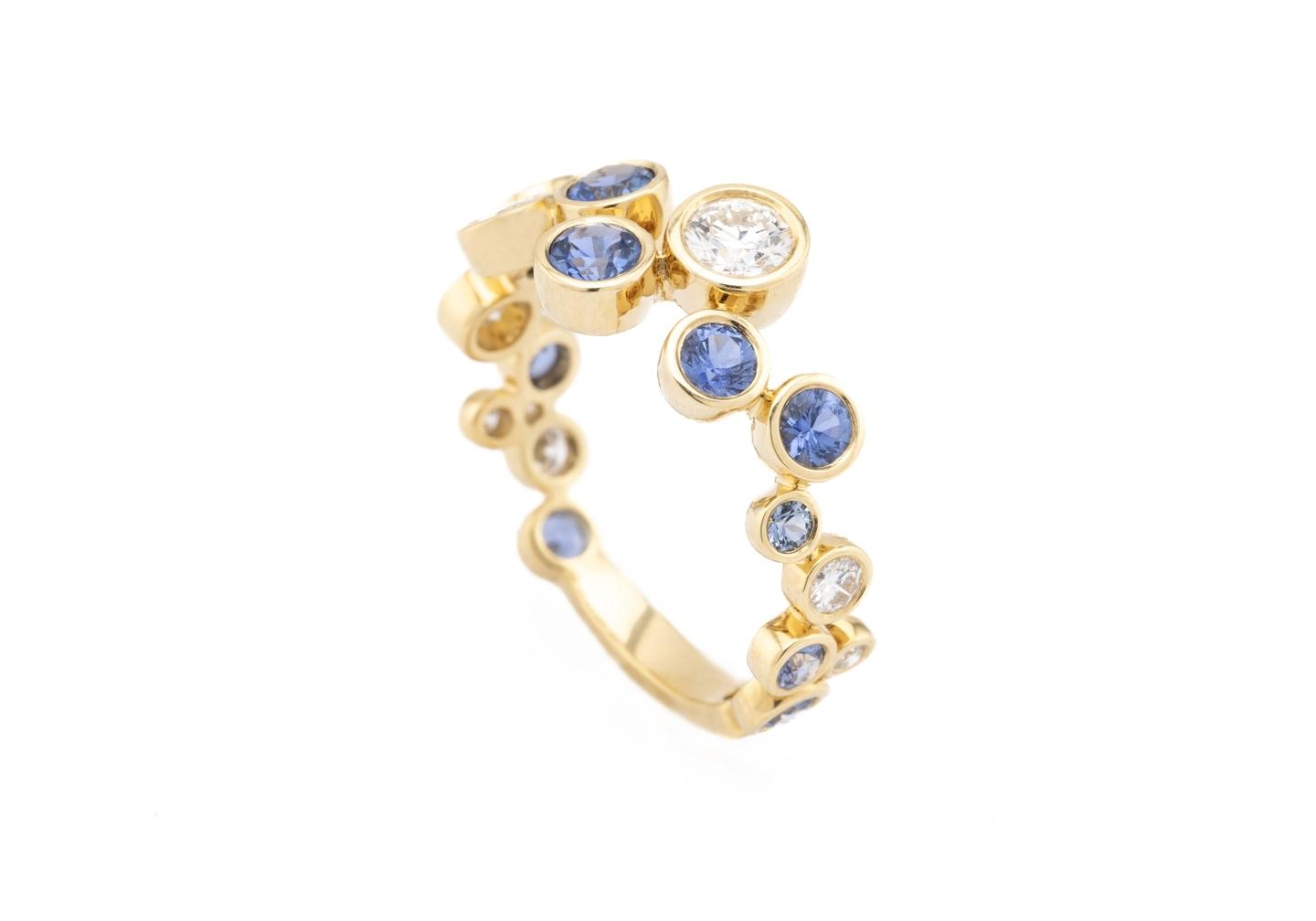 14k Yogo Sapphire ring