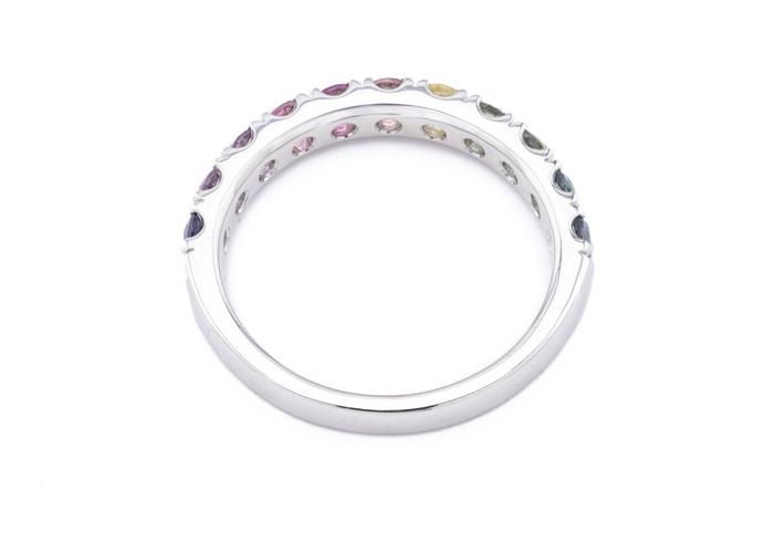 14K Rainbow Gradient Montana Sapphire Band