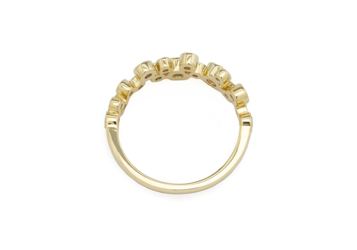 14K Floating Yogo Sapphire Cluster Band