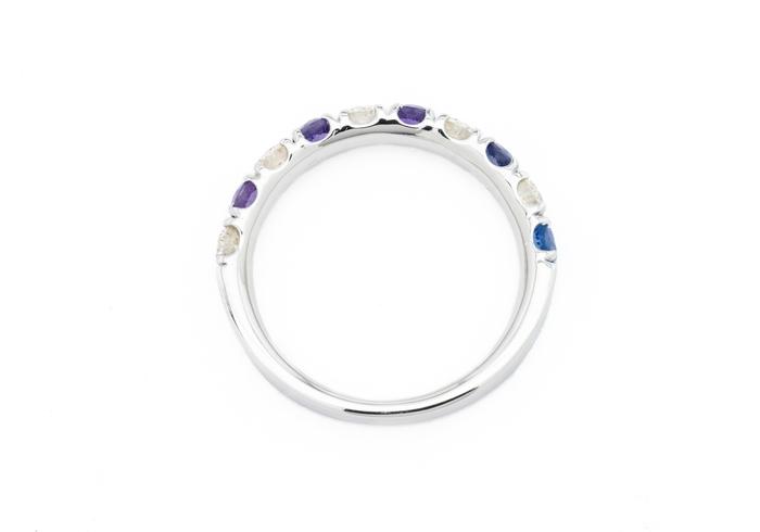 14K Yogo Sapphire & Diamond Alternating Band