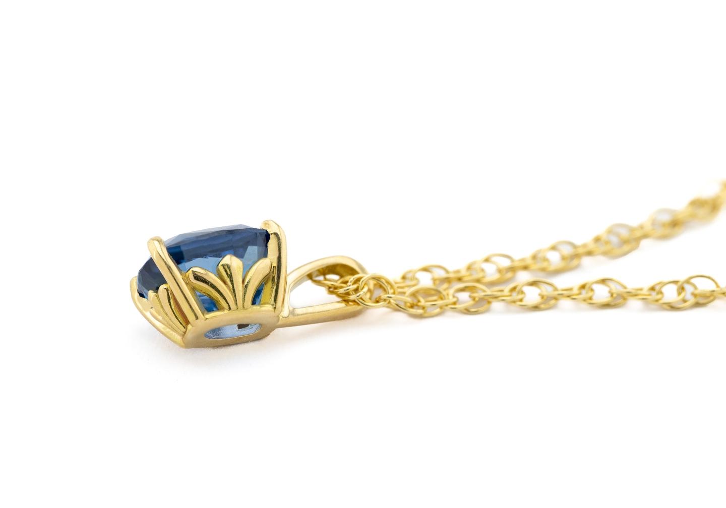 14K Yogo Sapphire Solitaire Necklace