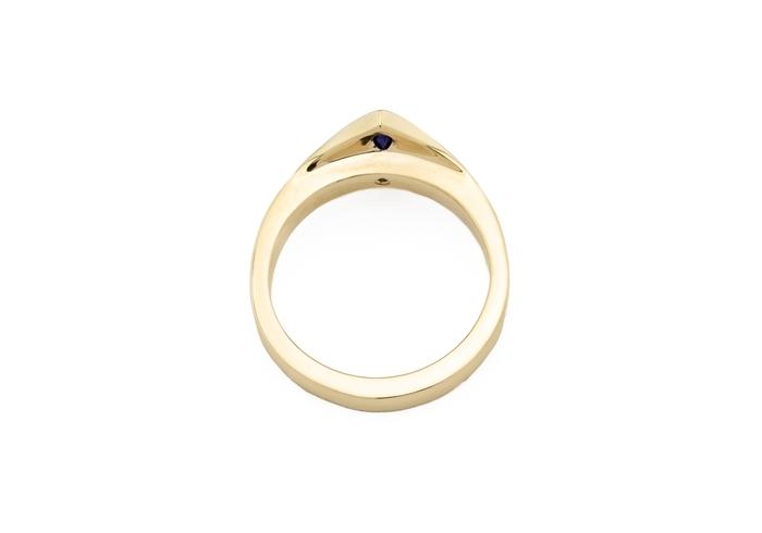 14k Yogo Sapphire and Diamond Ring