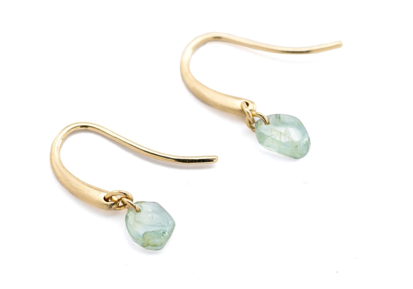 Imperfectionist Tumbled Montana Sapphire Drop Earrings 