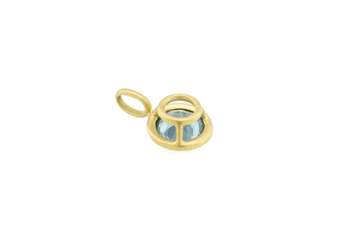 18K Bezel Set Montana Sapphire Pendant