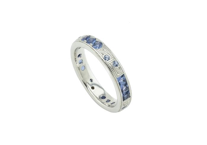 14K Yogo Sapphire Hand-Engraved Milgrain Band