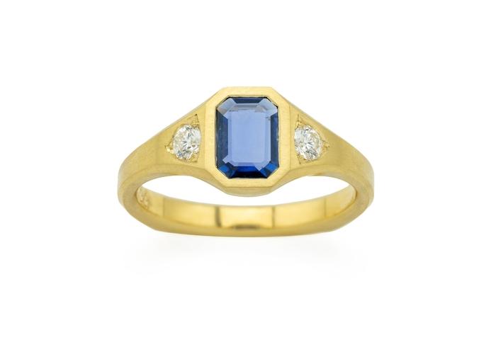 14K Aurum Yogo Sapphire and Diamond Bezel Set Engagement Ring