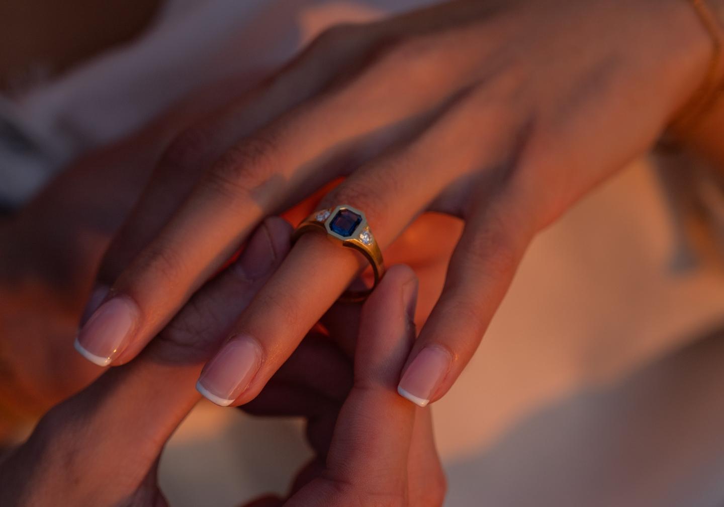 14K Aurum Yogo Sapphire and Diamond Bezel Set Engagement Ring