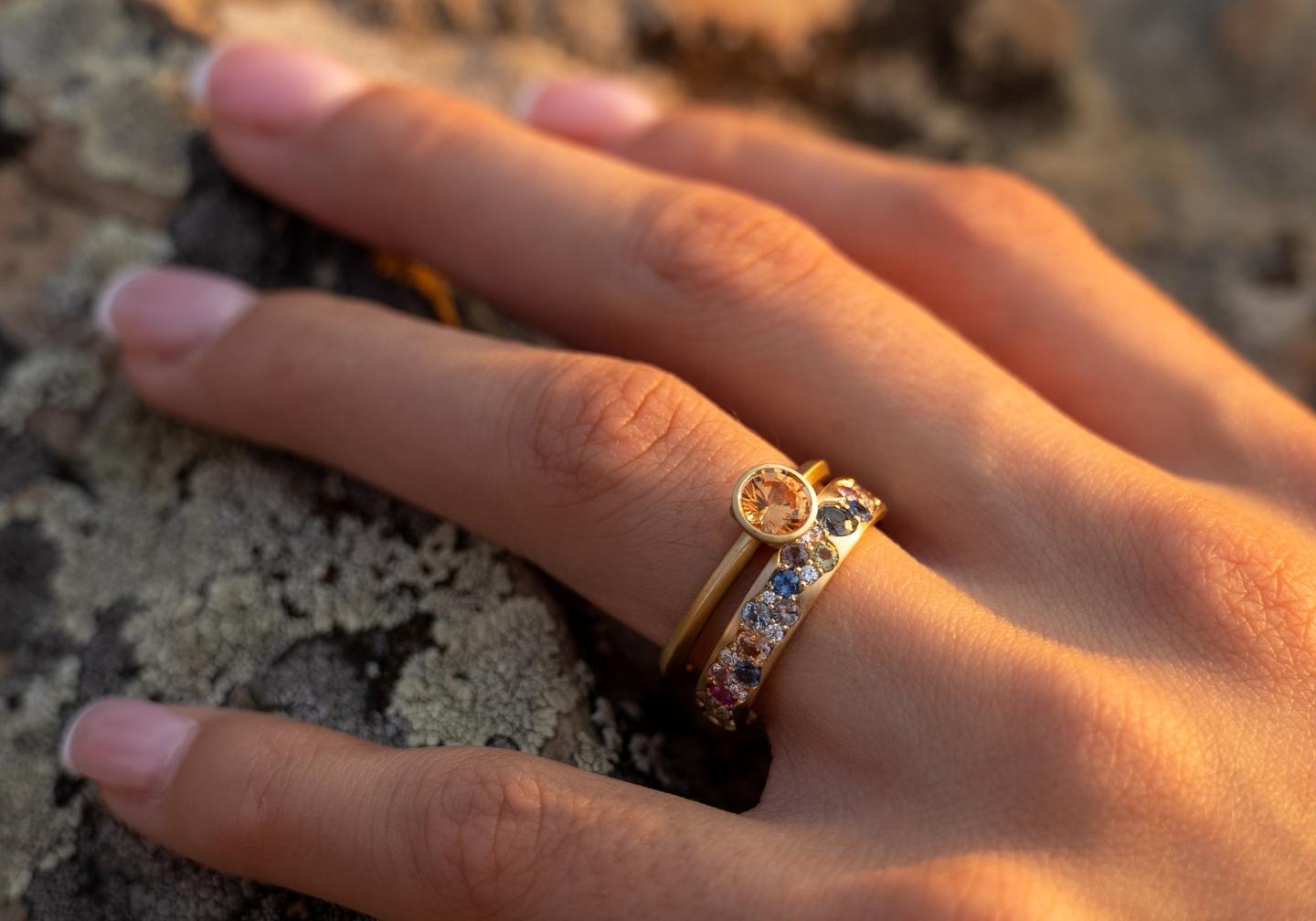 14K Aurum Montana Sapphire Waterfall Band