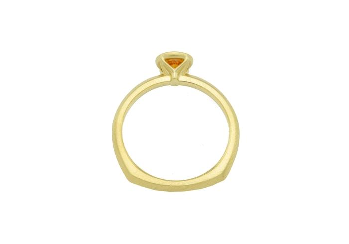 18K Aurum Bezel Set Montana Sapphire Solitaire Ring