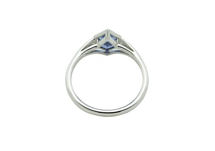 Reverie 14K Yogo Sapphire Geometric Ring