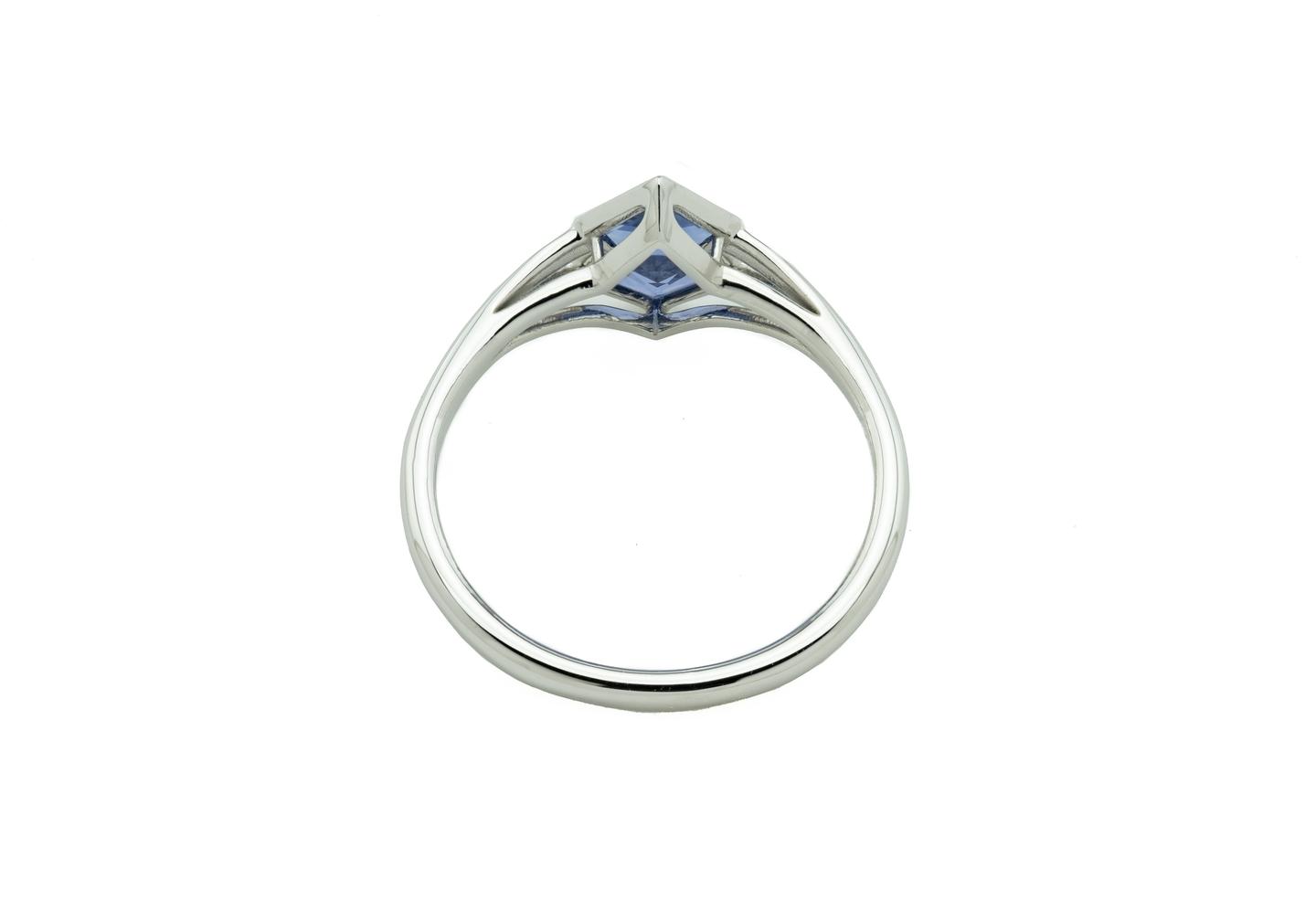 Reverie 14K Yogo Sapphire Geometric Ring