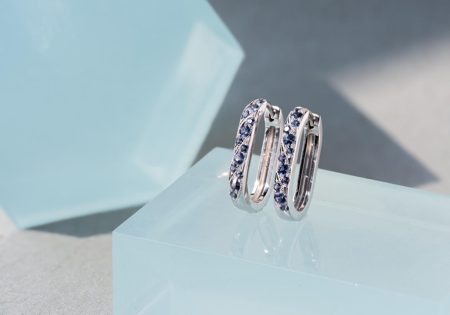 Aurum Waterfall Yogo Sapphire Hoop Earrings