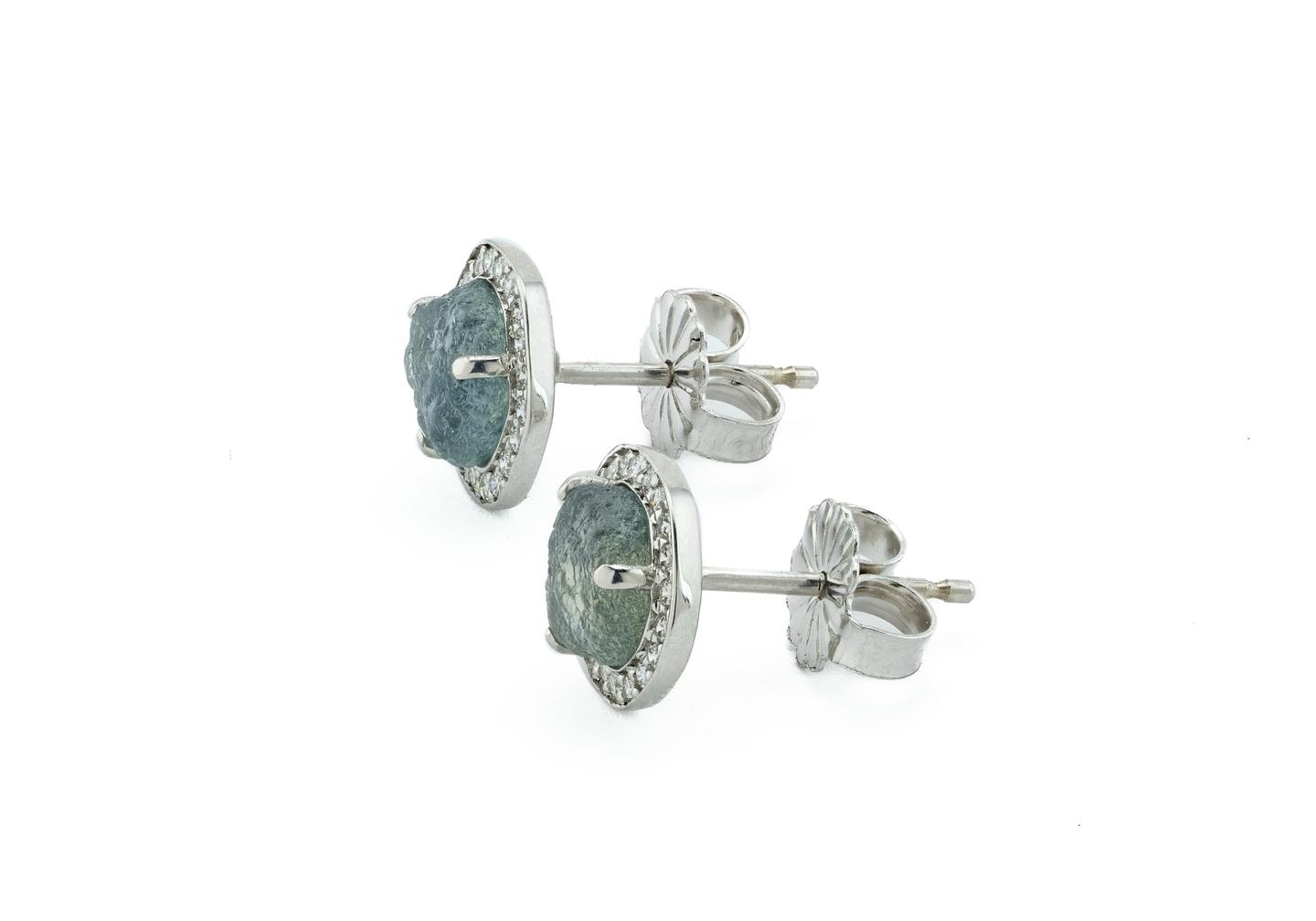14K Aurum Montana Sapphire Halo Studs
