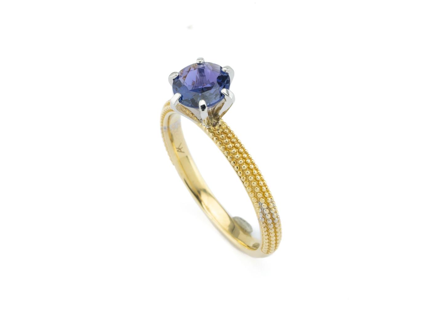 14K Yogo Sapphire Milgrain Solitaire Ring