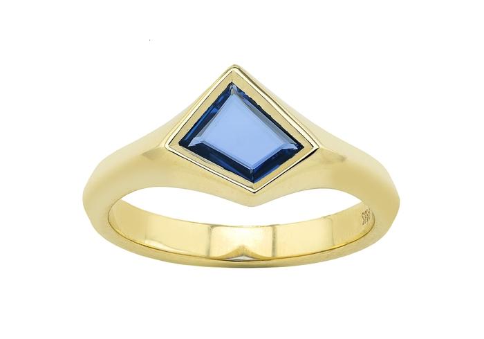 18K Aurum Bezel Set Montana Sapphire Solitaire Ring